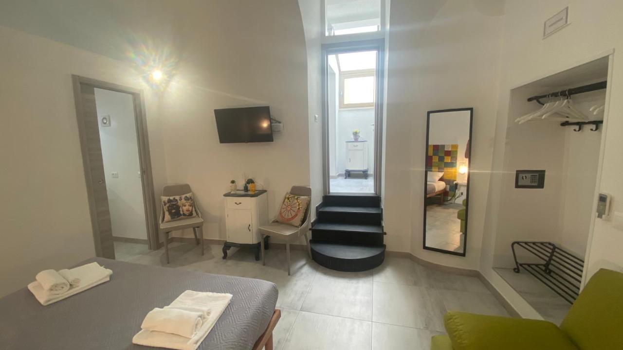 Rossaroll One Park Free Villa Noto Exterior photo